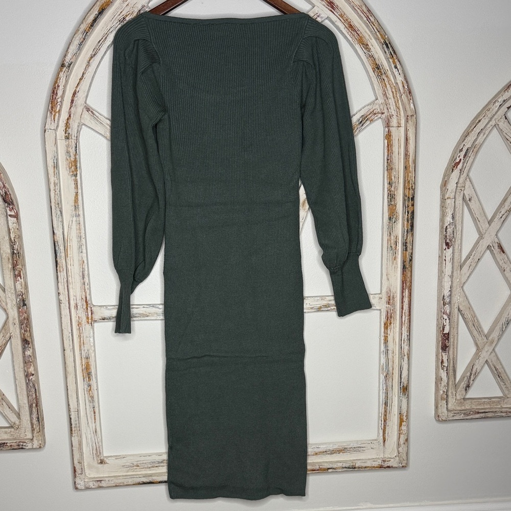 Tahari Sage Long Sleeve Ribbed Midi Dress- Size S- NWT - Picture 5 of 7